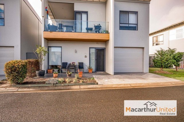 416/72 Glendower St, NSW 2560