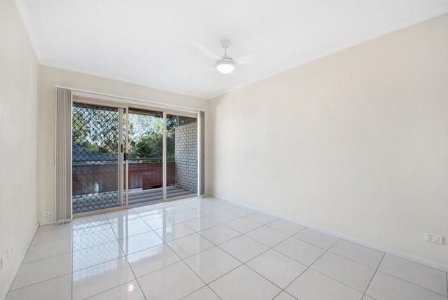 2/23 Carson Street, QLD 4105
