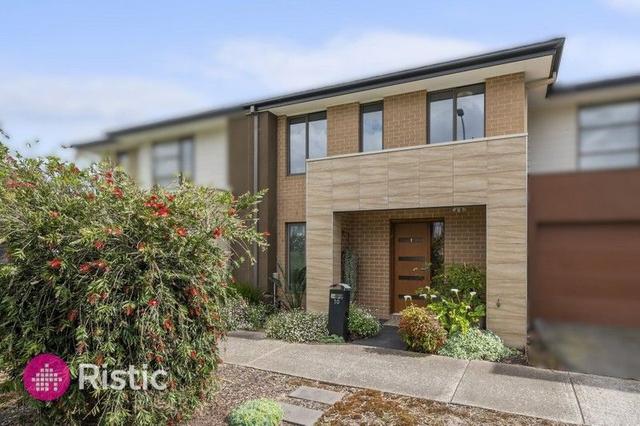 10 Etherington Drive, VIC 3754