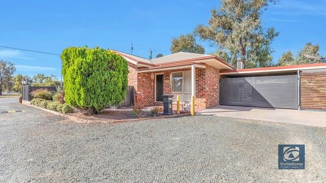 2/55 Perricoota Road, NSW 2731