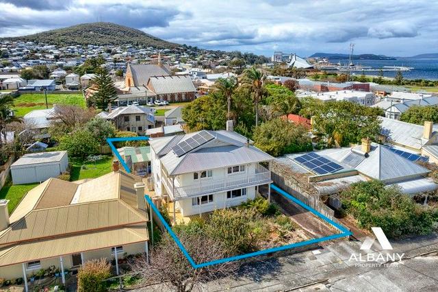 26 Parade Street, WA 6330