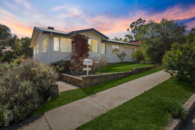60 Elizabeth Crescent, NSW 2620