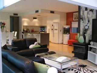 Lounge (2007-08-15)