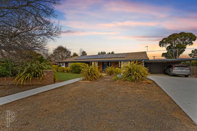27 Kneeshaw Street, ACT 2904