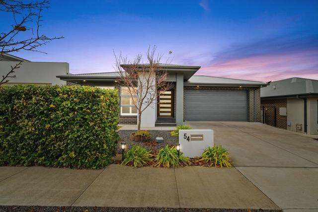 54 Bellhouse Crescent, ACT 2914