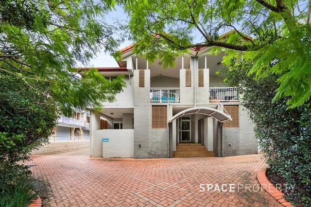 8/22 Bott Street, QLD 4060
