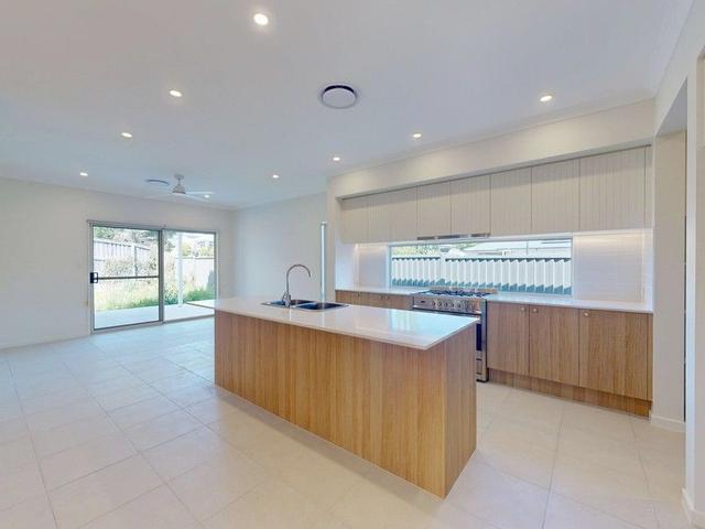 1 Charleston Place, QLD 4110