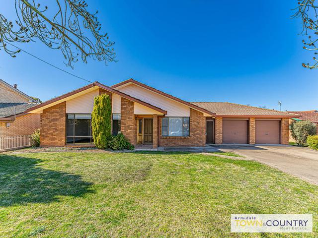 3 Hughes Place, NSW 2350