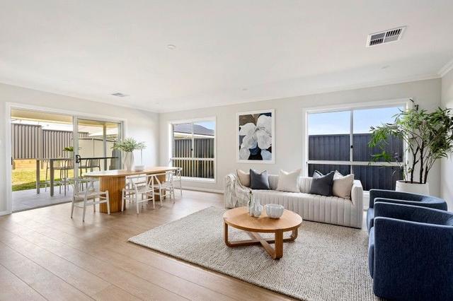 14 Ambrose Avenue, NSW 2560