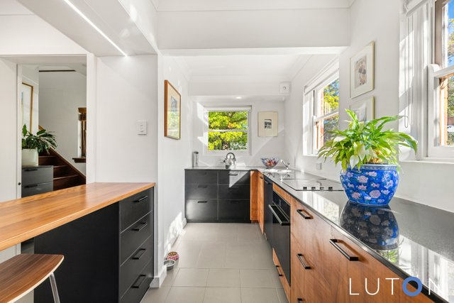 140 Strickland Crescent, ACT 2600
