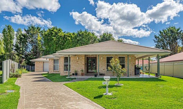 10 Rusden Court, NSW 2350