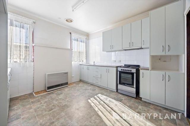 120 Beverin St, VIC 3356