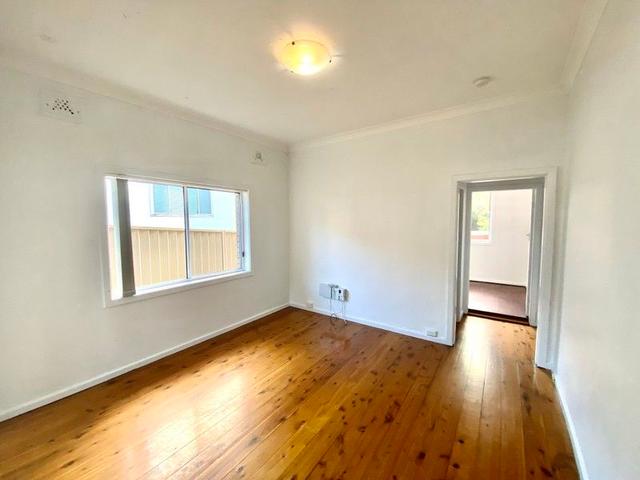 1/26 Mercury Street, NSW 2500