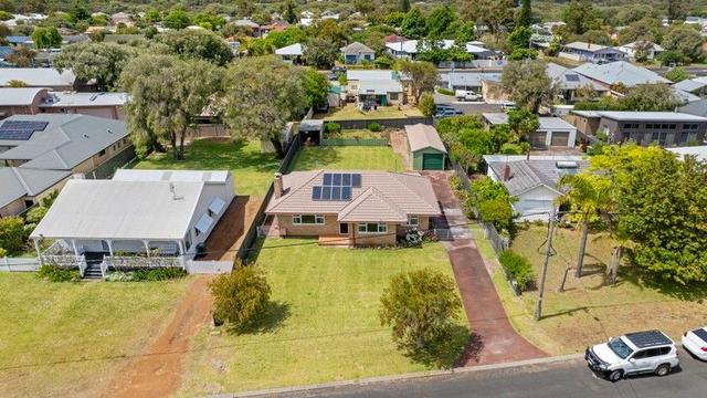 40 Reynolds Street, WA 6280