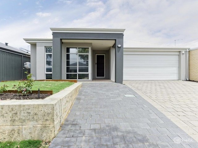 12 Lionel Parade, WA 6171