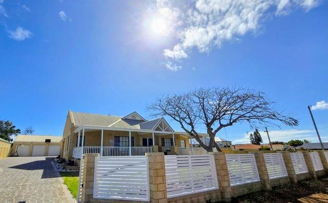 14 Catherine Street, WA 6530