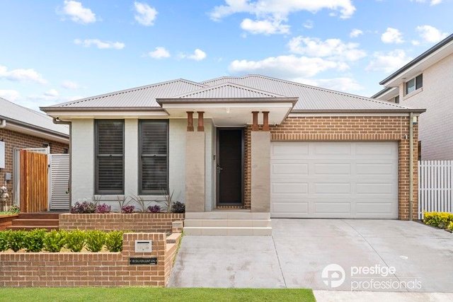 18 Silverleaf Lane, NSW 2170