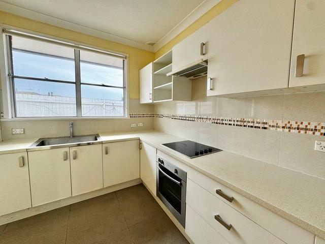3/34 Connemarra Street, NSW 2207