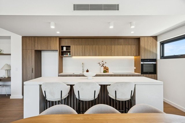 304/79 Broadway, WA 6009