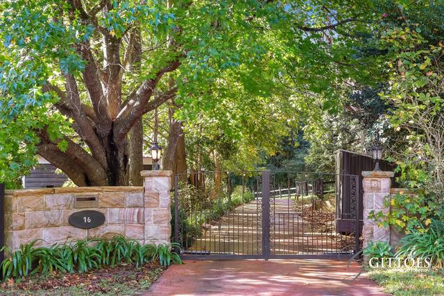 16 Blue Gum Close, NSW 2250