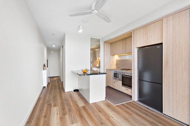 1010/50 Claremont Street, VIC 3141