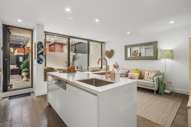 4/34 Pine Avenue, VIC 3184