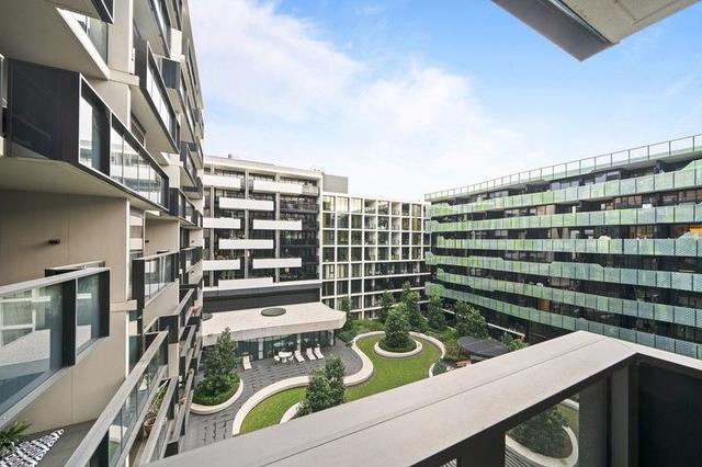 A520/627 Victoria Street, VIC 3067