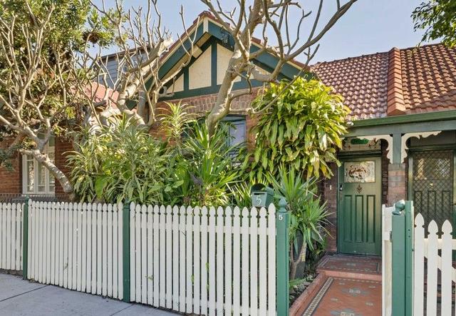 5 Brown Street, NSW 2044