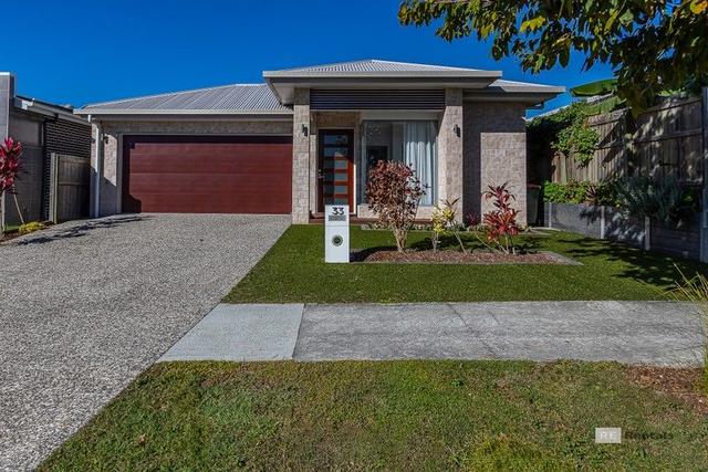 33 Edgewater Ave, QLD 4022