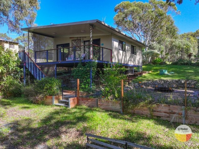 24 Island View Road, QLD 4184