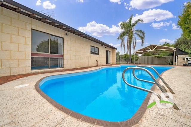 6 Dara Court, WA 6065