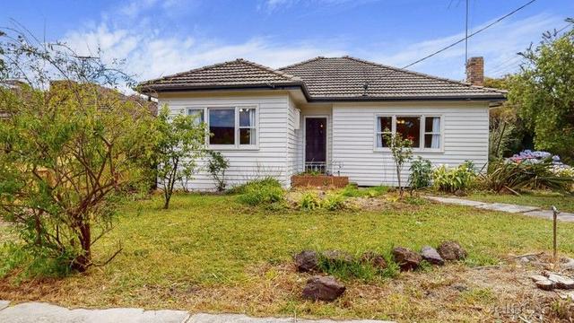 18 Brentwood Avenue, VIC 3044