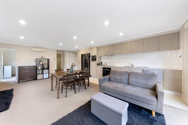 2/19 De Burgh St, ACT 2602