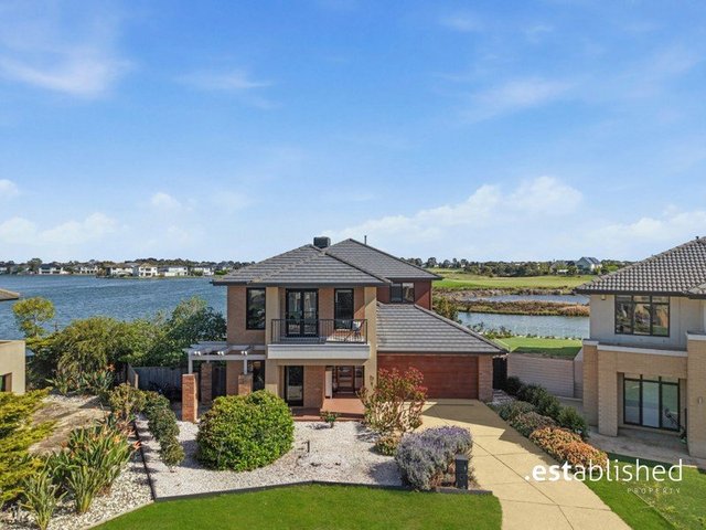 22 Watersedge Cove, VIC 3030