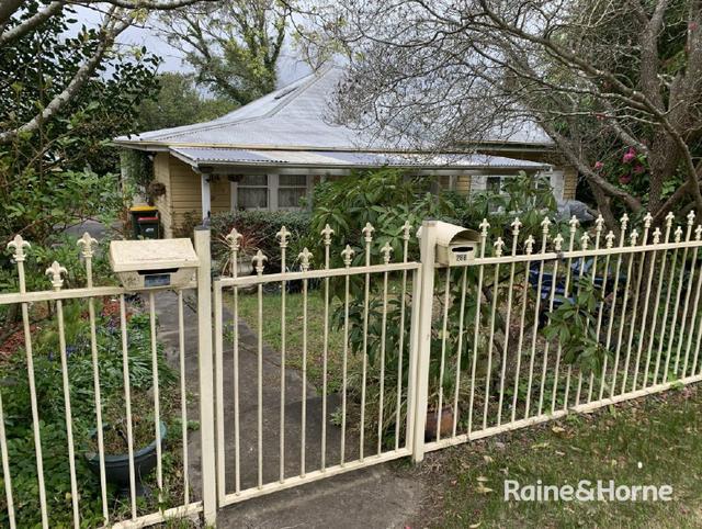 28 Leopold Street, NSW 2575