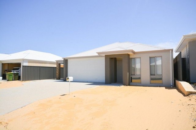 37 Kalbarri Way, WA 6211