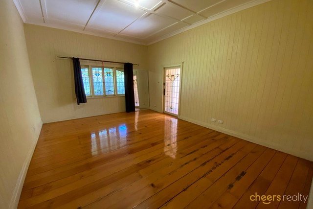Room E/70 King Street, QLD 4103