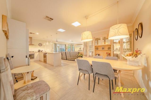 8A Montrose Street, WA 6147