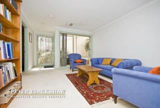 Living room (2010-08-27)