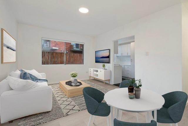 4/2 Fairway Close, NSW 2093