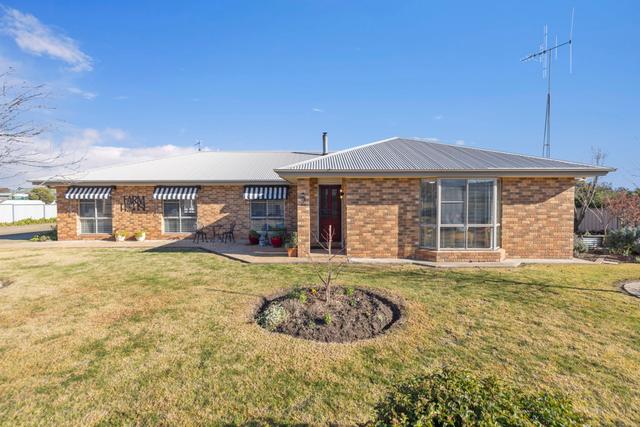 2 Farm Street, NSW 2586