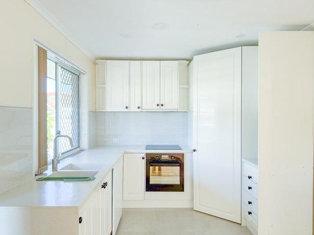 239 Wecker Road, QLD 4122
