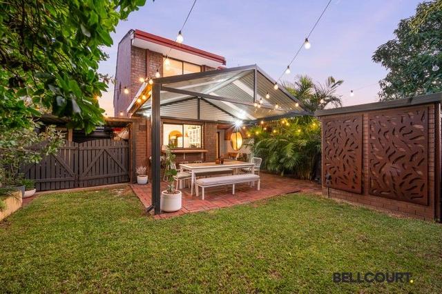 4/4 Saunders Street, WA 6152