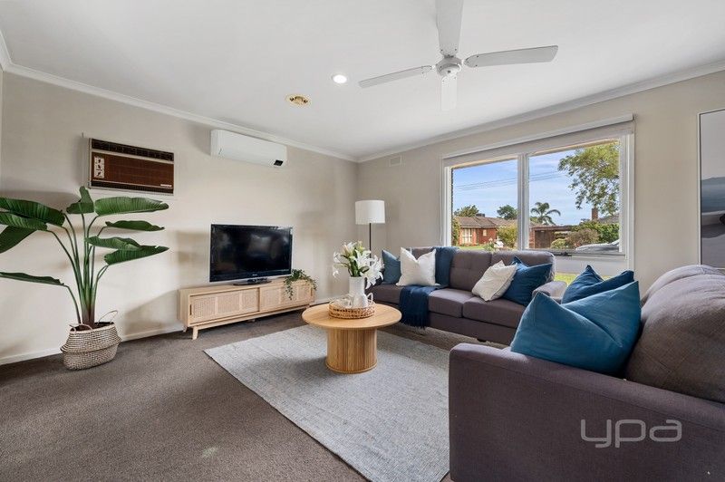 https://images.allhomes.com.au/property/photo/ff9f21a2cb6a09ab10e343ec077f5a52_hd.jpg