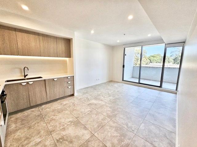 204/110 Addison Rd, NSW 2204