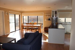 Dining & Lounge
