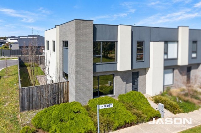 22 Palana  Walk, VIC 3059