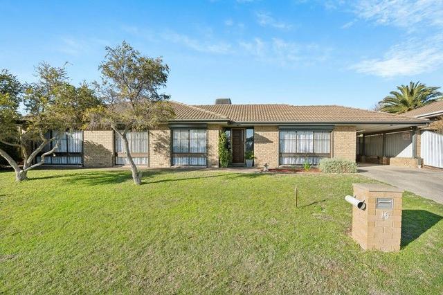 16 French Crescent, SA 5158