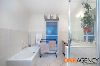 Bathroom (2019-10-09)