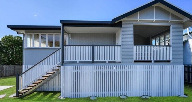 15 Eighth Street, QLD 4810